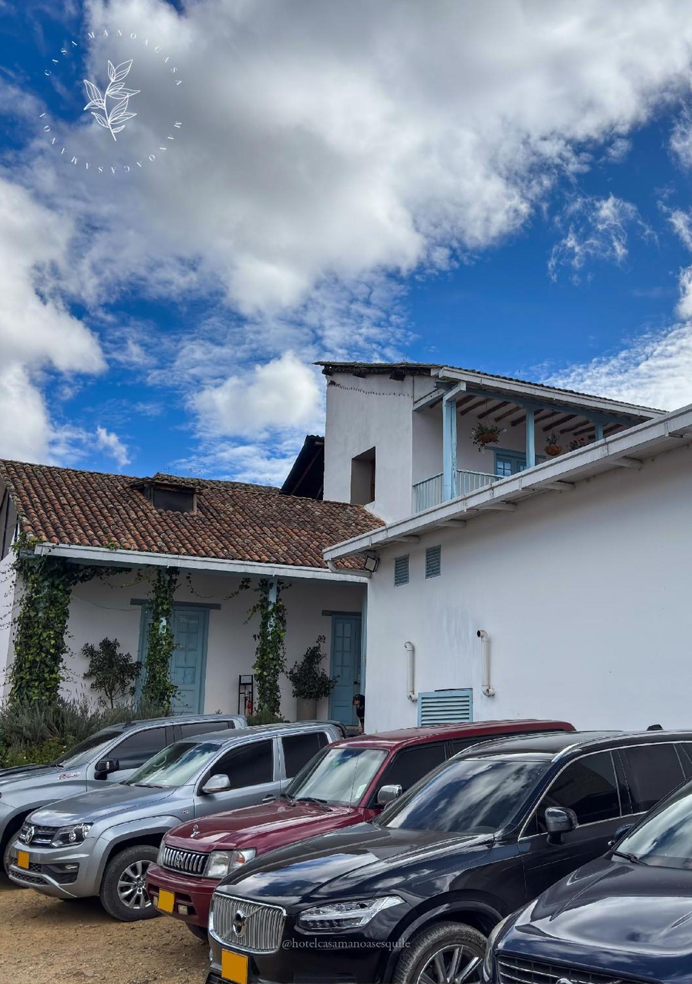 Hotel Casa Manoa Sesquile Exterior photo